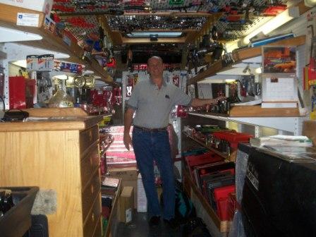 100_0281-markintruck